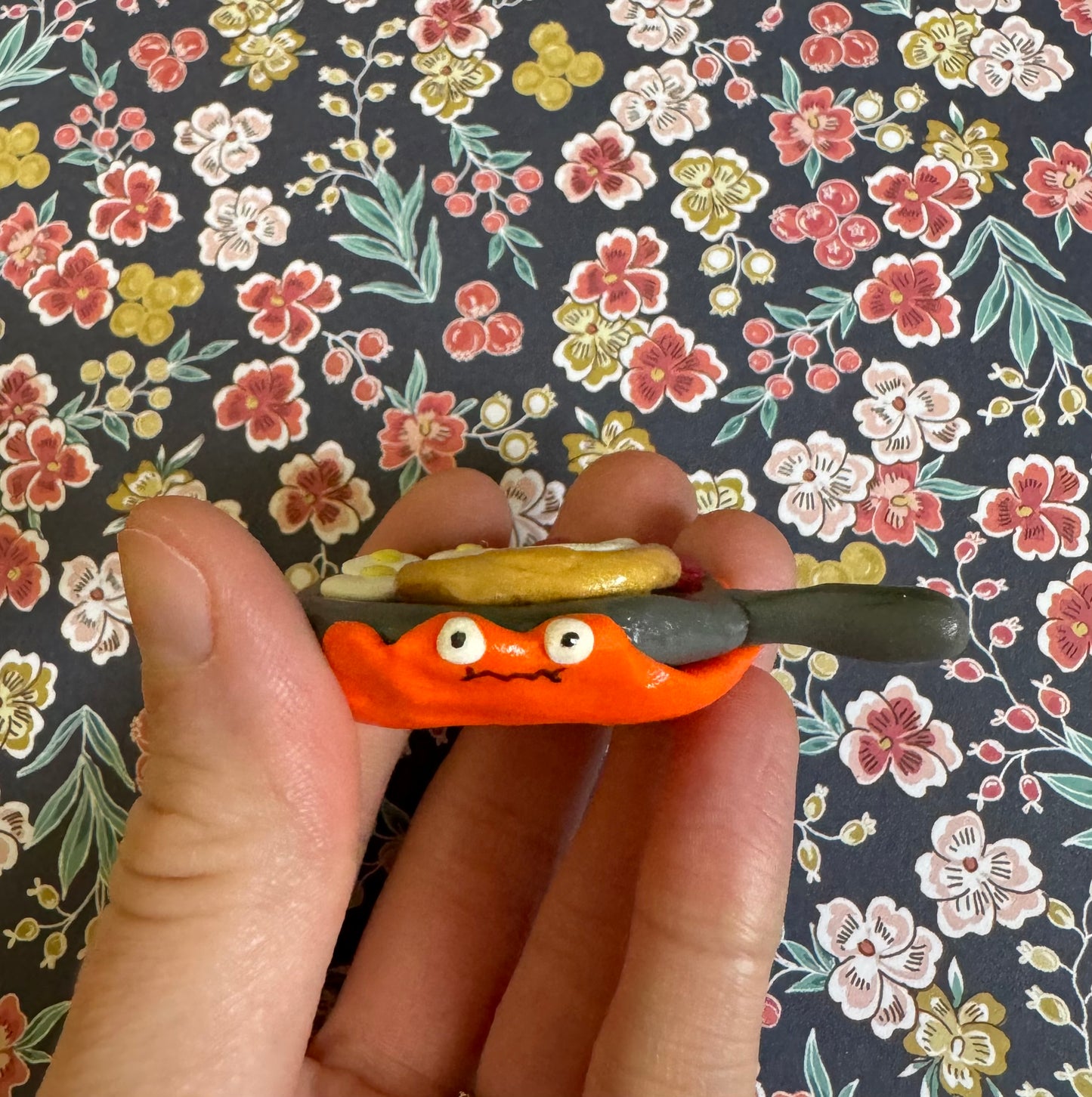 Breakfast under a Fire Clay Friend