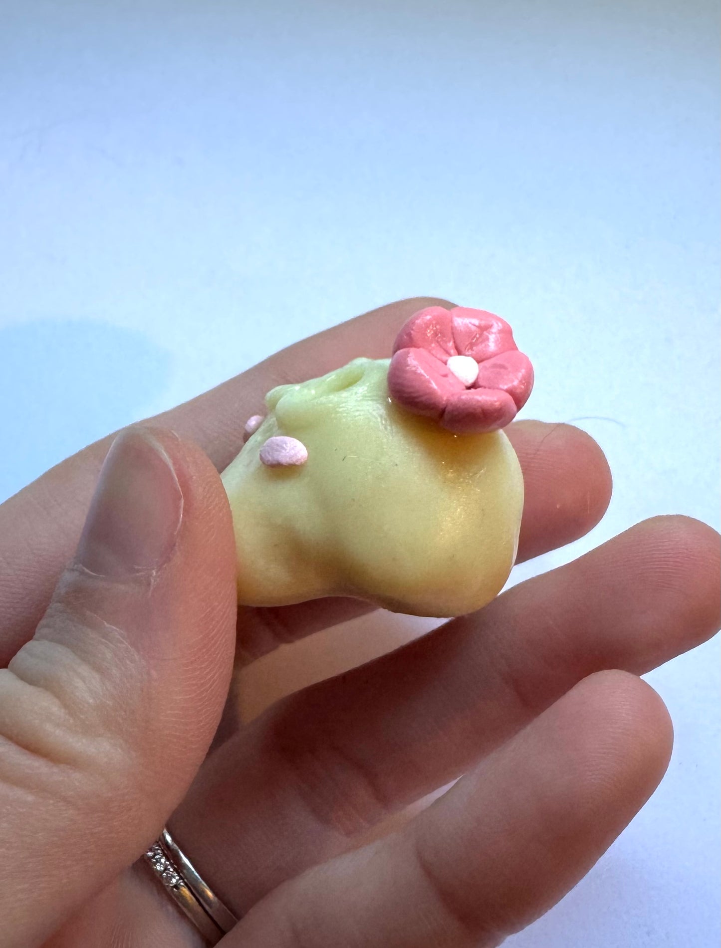 Clay Glow in the Dark Skull Desk Friend