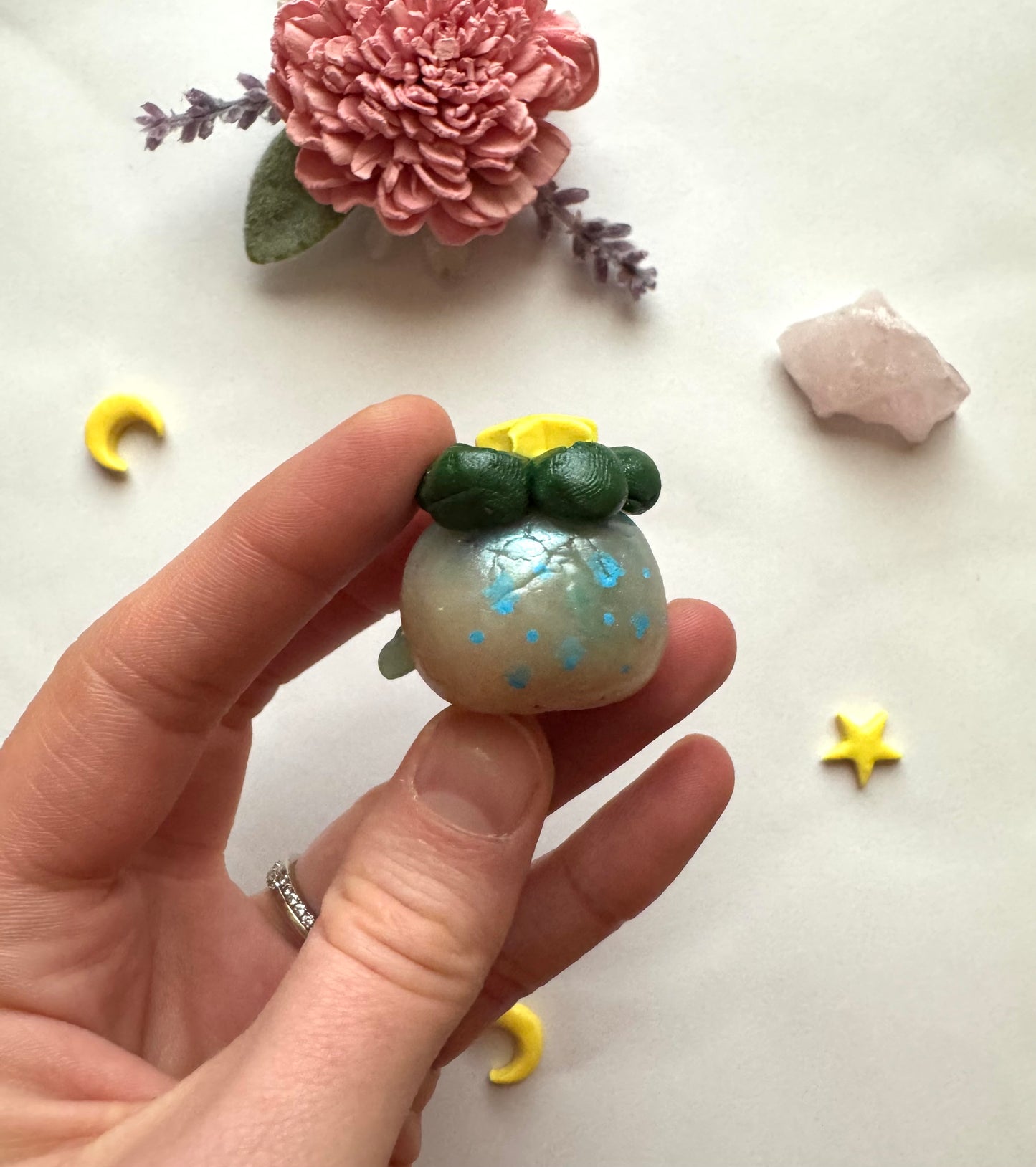 Pudding Ghost of Spookfall Hollow Clay Desk Friend