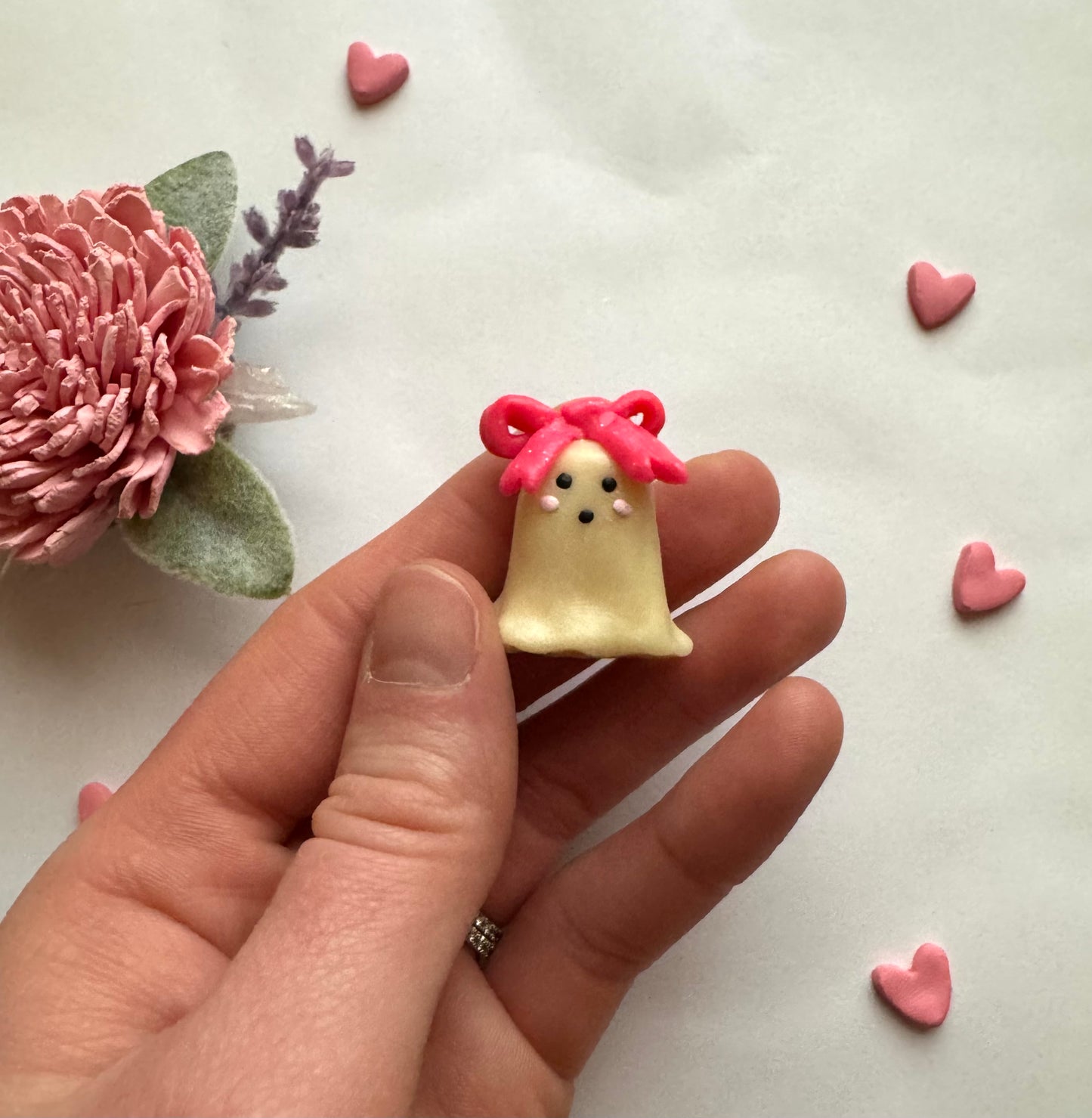 Clay Pink Bow Ghost Desk Friend