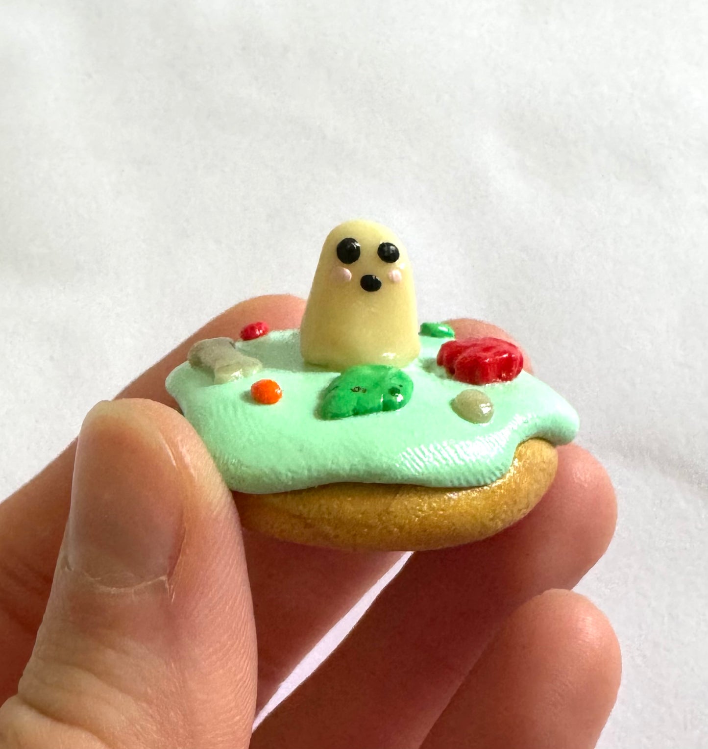 Clay Spooky Frosted Cookie Pal