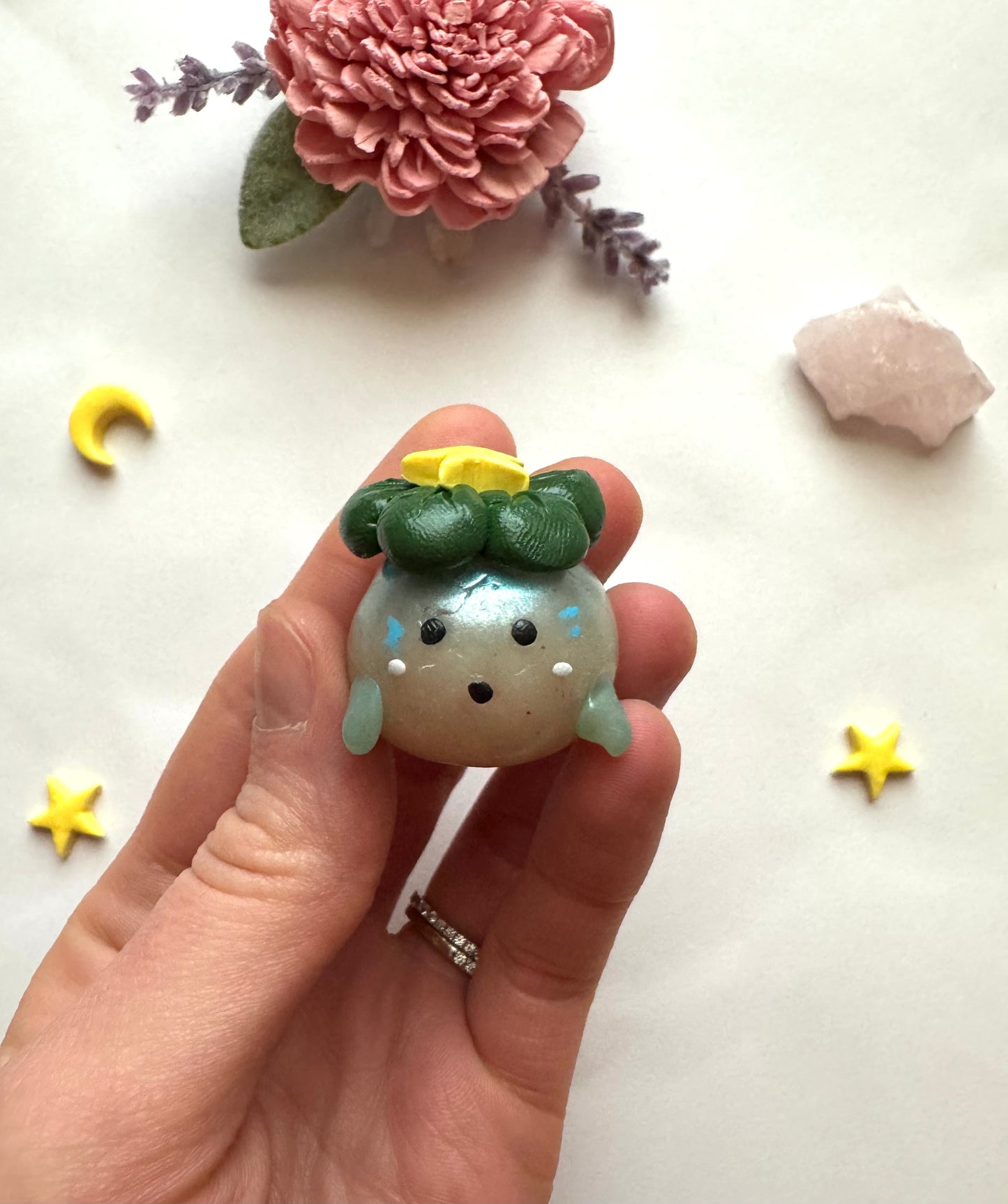 Pudding Ghost of Spookfall Hollow Clay Desk Friend