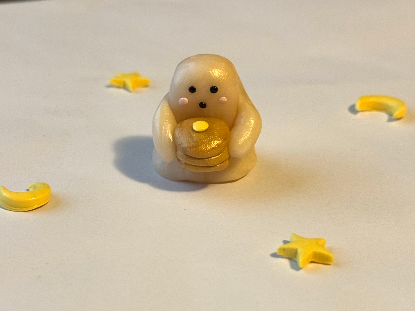 Clay Pancake Ghost Desk Friend