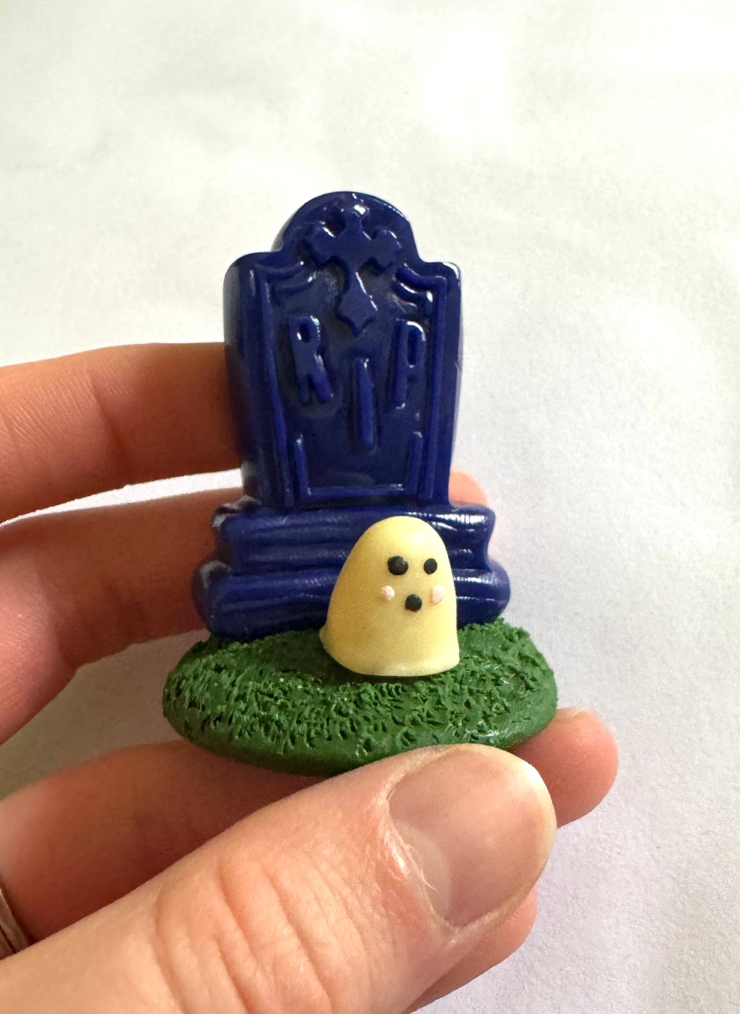 Clay Grave Ghost Desk Friend with Glow in the Dark Ghost!