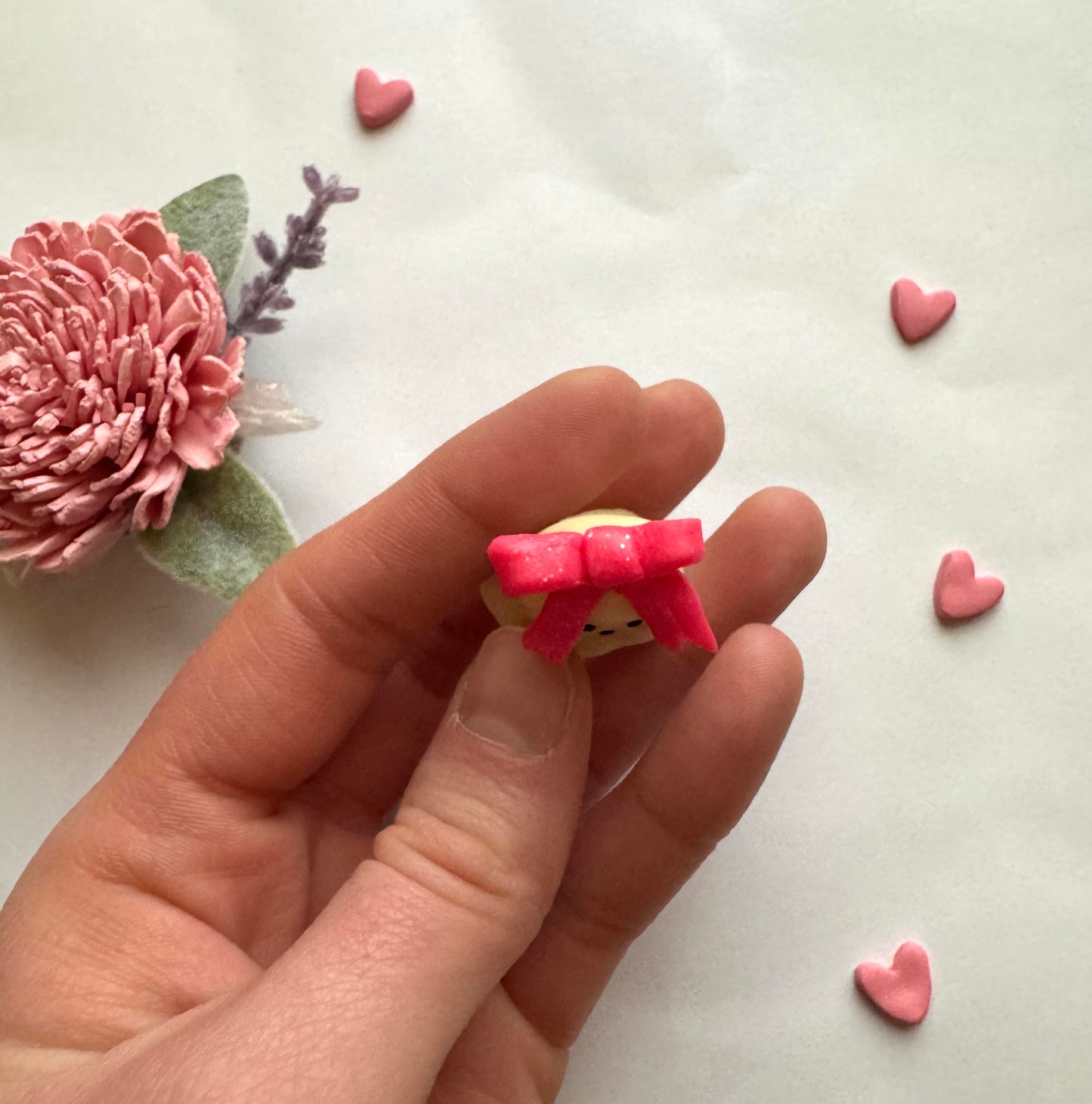 Clay Pink Bow Ghost Desk Friend